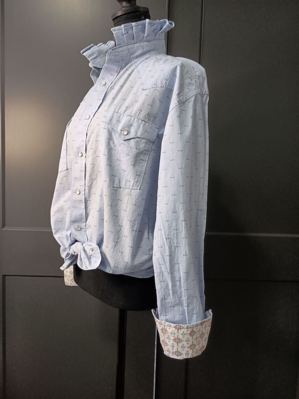 Upcycled Women's Panhandle Ruffle Collar Shirt #152